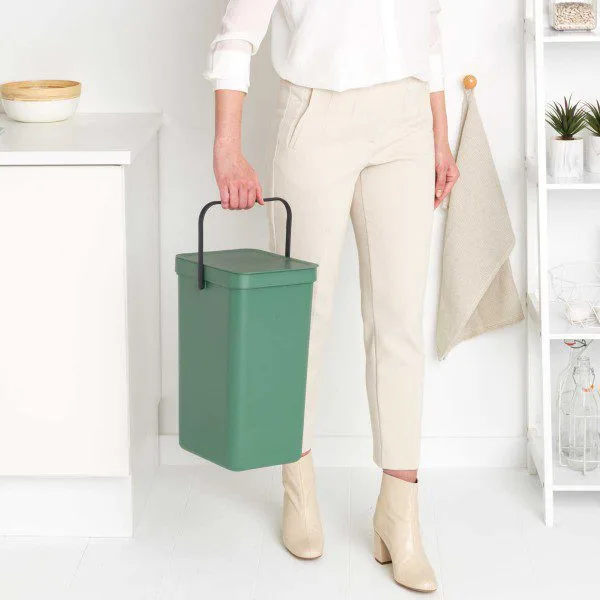 brabantia sort and go waste bin 16l fir green y 129827 inuse 1200