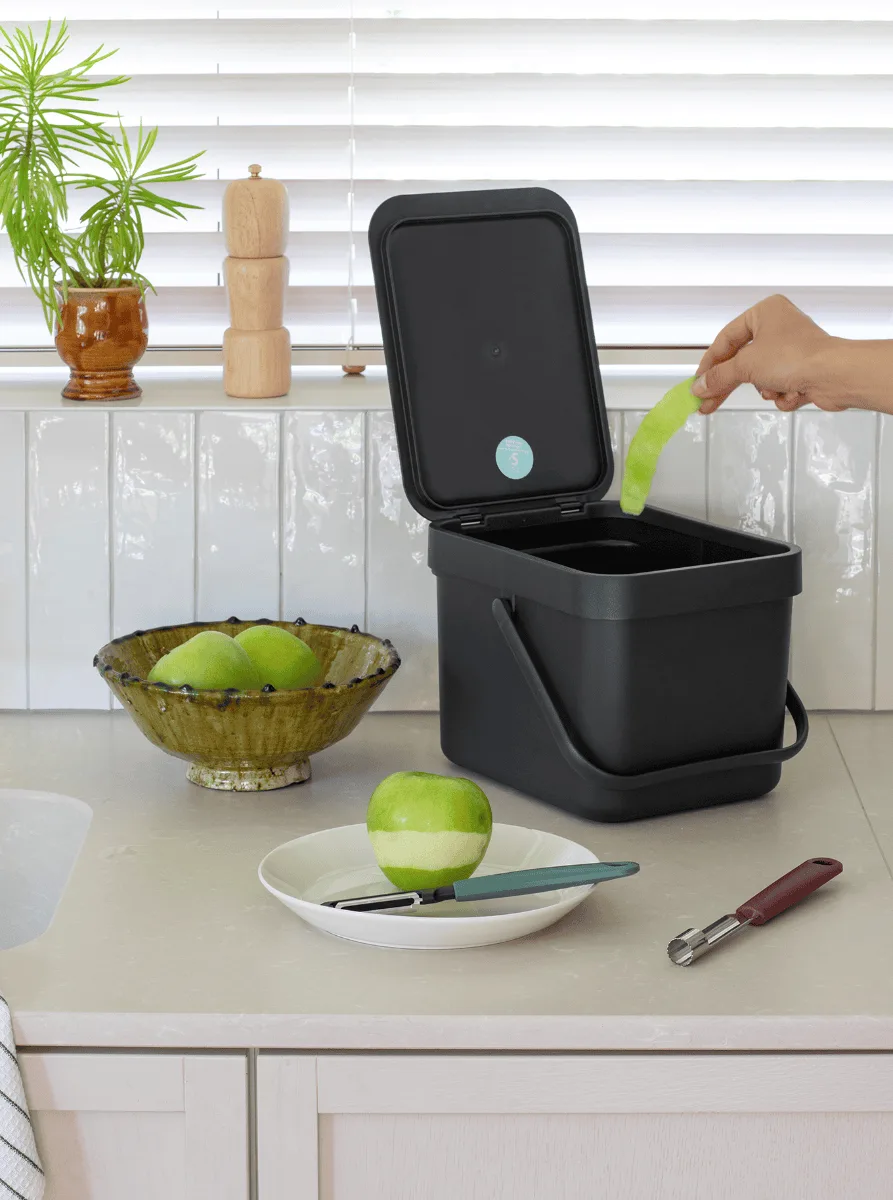 פח מיחזור קטן למיון פסולת ביתית 6 ליטר - Brabantia SORT&GO – תמונה 2