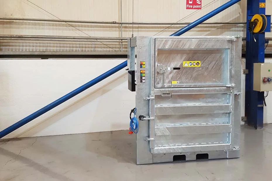 LH300 baler 4