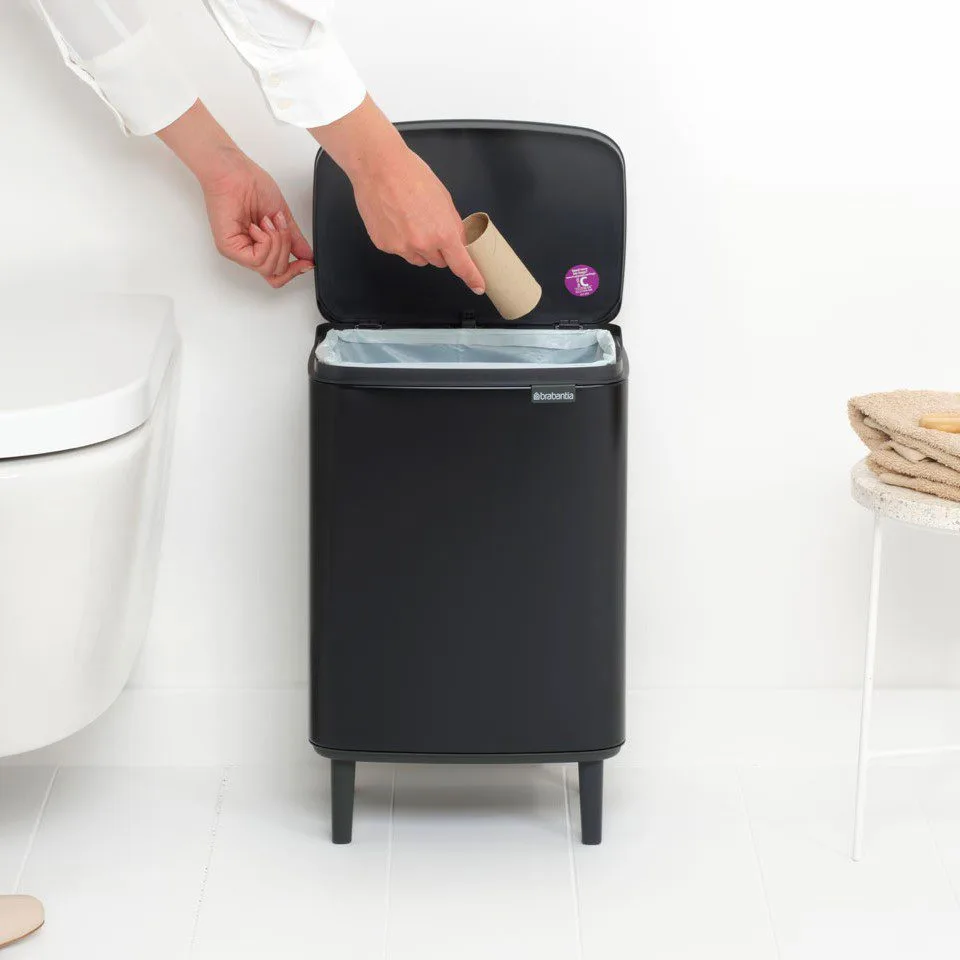 פחי אשפה לשירותים בנפח 12 ליטר – Brabantia BO שחור-מט