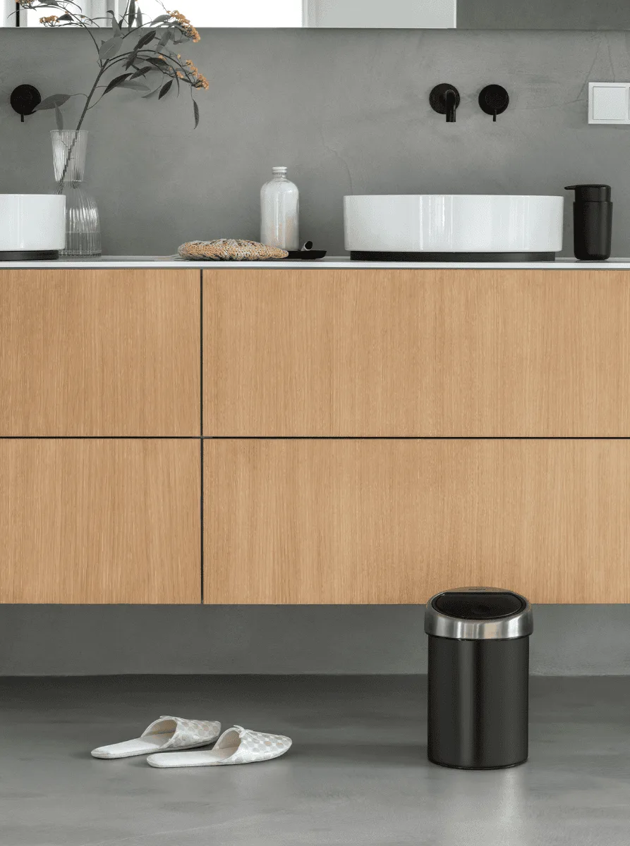 פח נתלה טאצ' 3 ליטר Brabantia שחור