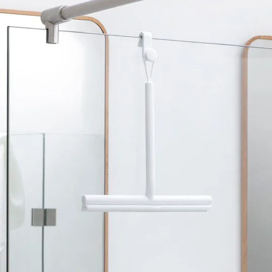 ⁦מגב למקלחון עם מתלה לדלת, לבן Brabantia - ReNew⁩ – תמונה ⁦3⁩