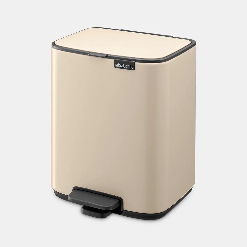 פח לשירותים BO פדל 7 ליטר Brabantia בז-עדין