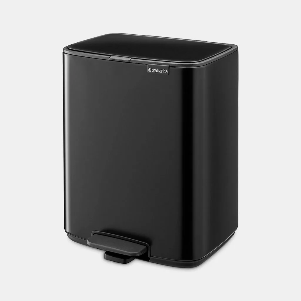 פח לשירותים BO פדל 12 ליטר Brabantia שחור-מט