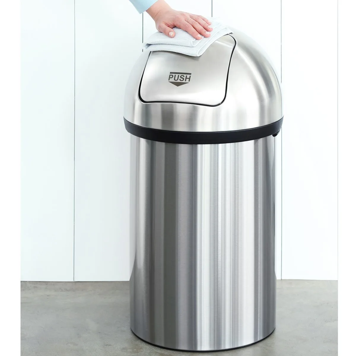פח אשפה פוש בין 60 ליטר Brabantia matt-steel