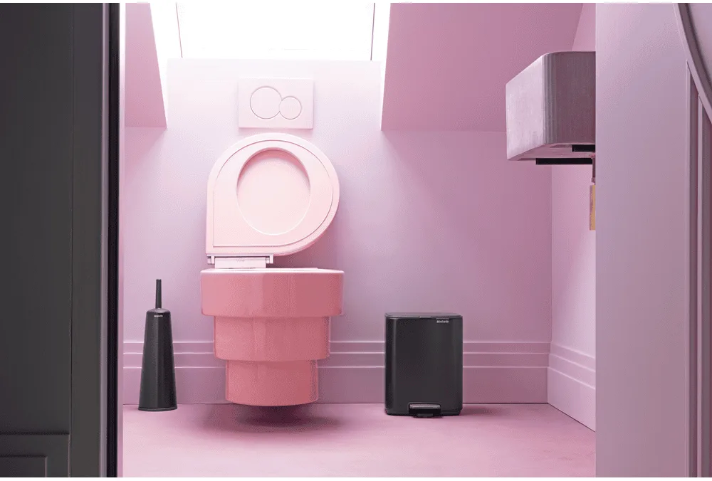 פח לשירותים BO פדל 7 ליטר Brabantia שחור-מט