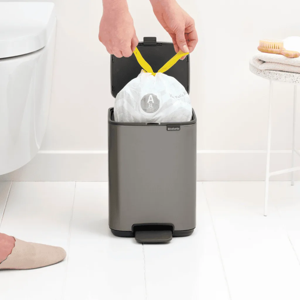 פח לשירותים BO פדל 4 ליטר Brabantia פלטינום