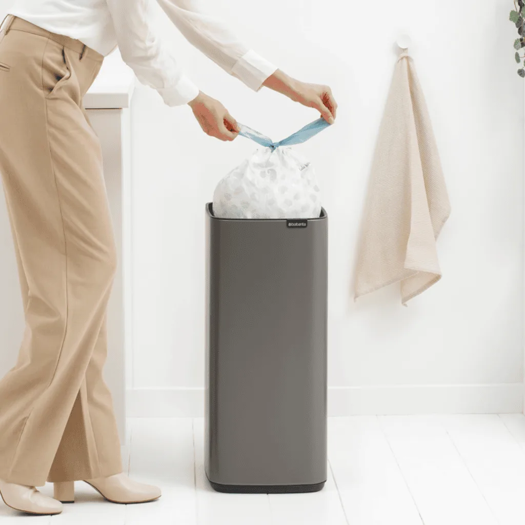 פח אשפה למטבח BO טאץ 30 ליטר Brabantia פלטינום