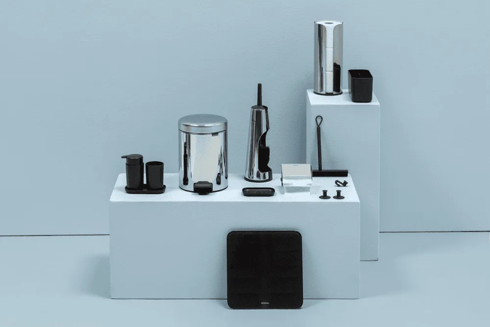 דיספנסר לגלילי נייר טואלט Brabantia - ReNew brilliant-steel