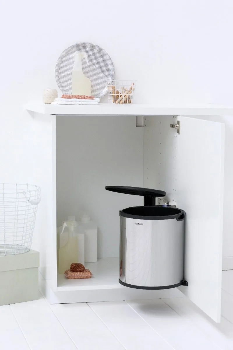 פח אשפה פנימי למטבח - מתחת לכיור 15 ליטר מבריק Brabantia – תמונה 5