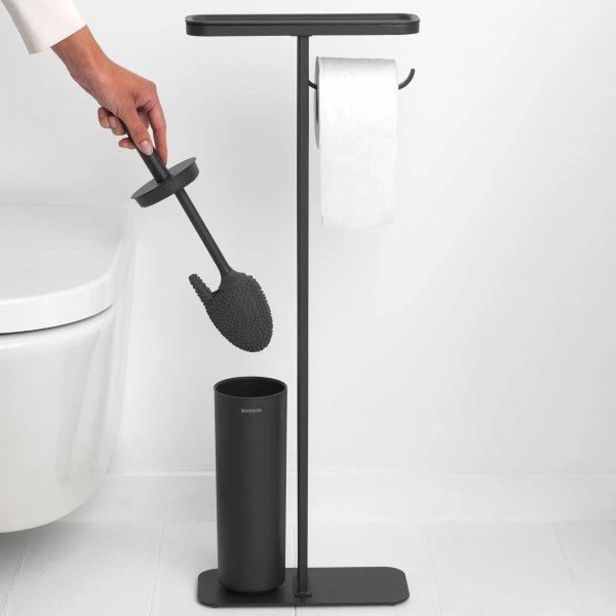סט לשירותים אפור כהה מינרלי Brabantia: פח פדל 3 ליטר NewIcon + באטלר - מעמד לנייר טואלט, מברשת אסלה זיפים ומדף MindSet ברבנטיה – תמונה 14