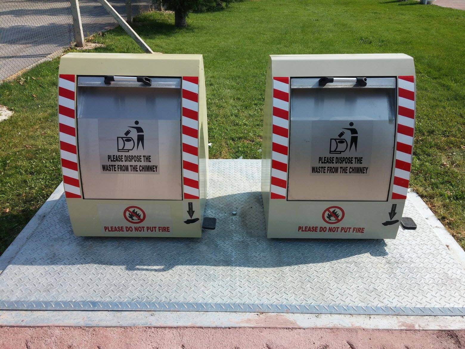 hydraoulic waste containers