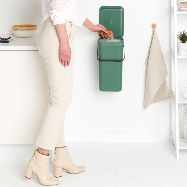 brabantia sort and go waste bin 16l fir green y 129827 inuse2 1200