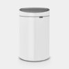 פח טאץ 40 ליטר אובלי Brabantia - גב שטוח לקיר, פתיחה בלחיצה