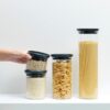 ⁦מיכל זכוכית, מכסה אפור כהה 1.9 ליטר Brabantia⁩ – תמונה ⁦3⁩