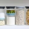 ⁦מיכל זכוכית, מכסה אפור כהה 1.9 ליטר Brabantia⁩ – תמונה ⁦4⁩