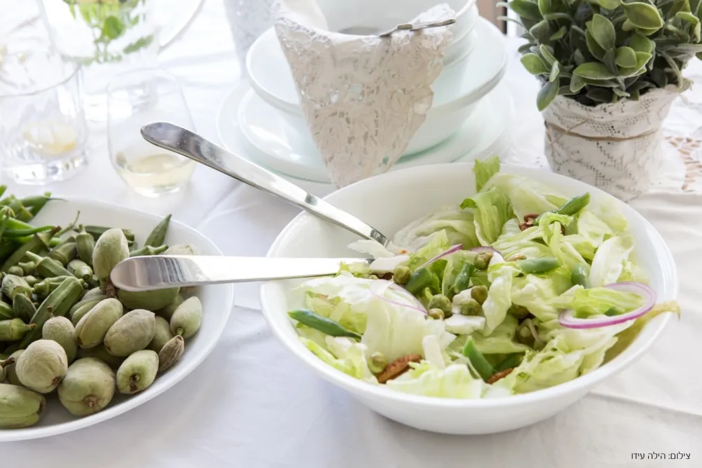 3 2 winter frost white 1