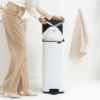 פח אשפה למטבח BO פדל 30 ליטר Brabantia – תמונה 3
