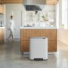 פח אשפה למטבח, מחולק 30+30 ליטר BO פדל Brabantia – תמונה 4